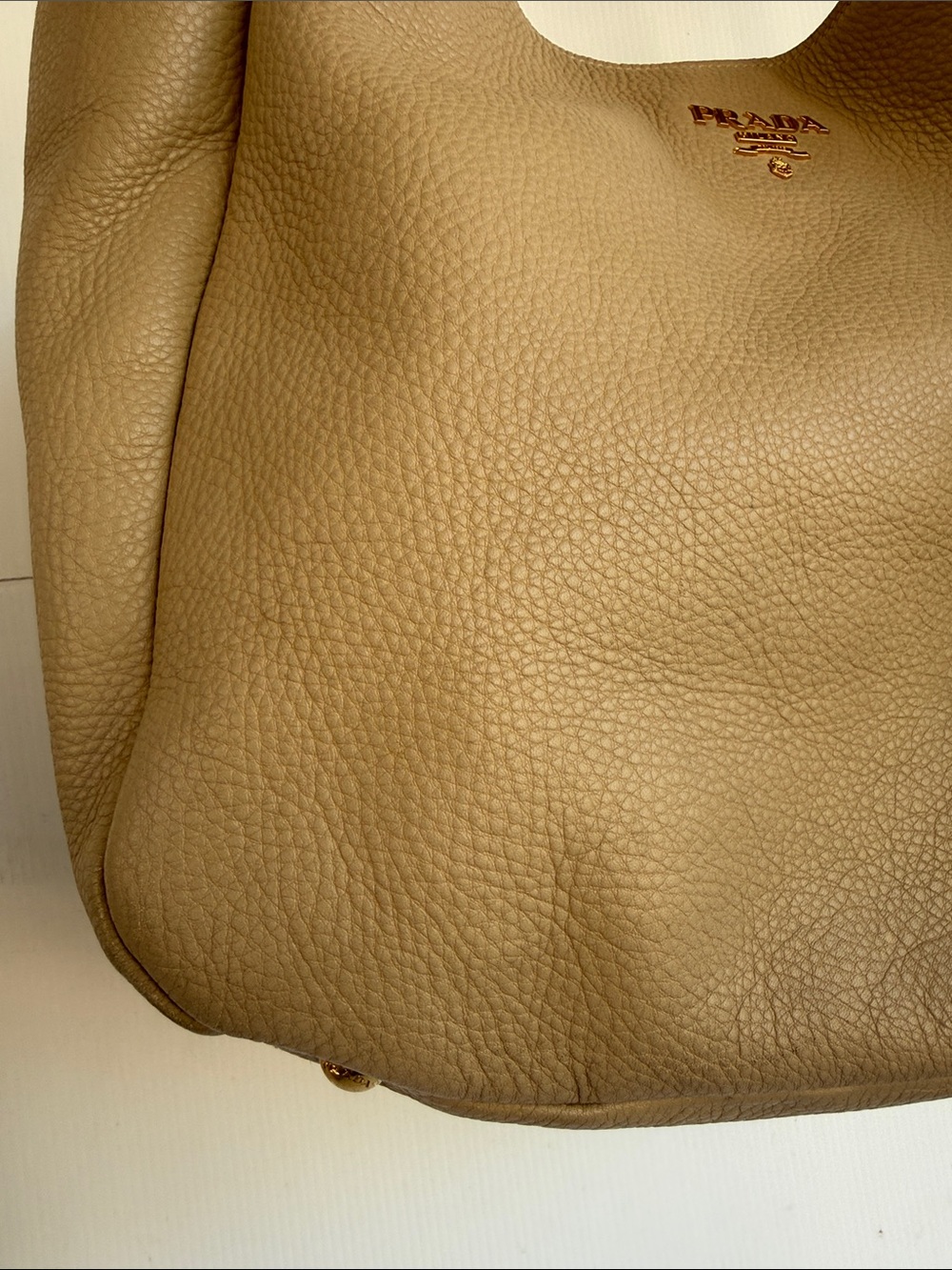 Prada Vitello Daino Leather Hobo Bag Camel Tan Pebbled Calf Skin Gold Hardware - Picture 5 of 17